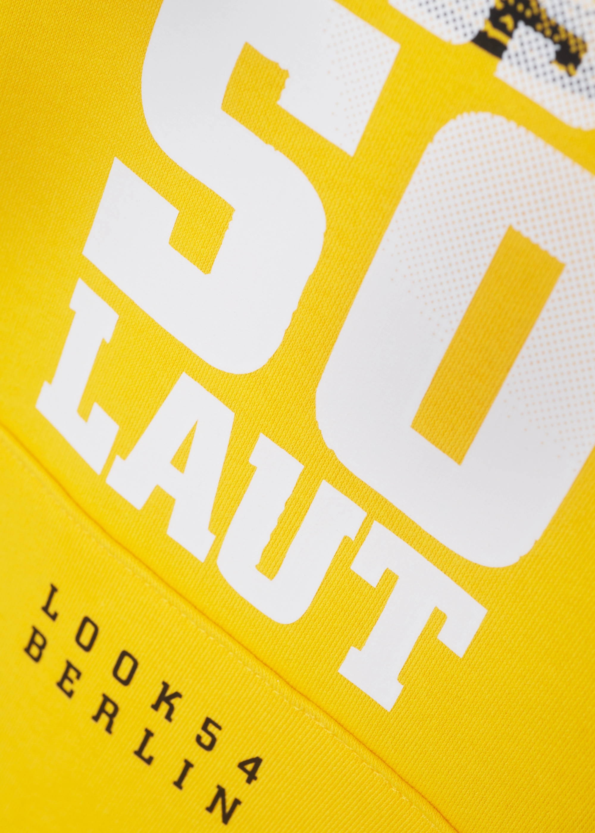 Ja! Das muss so laut Hoodie