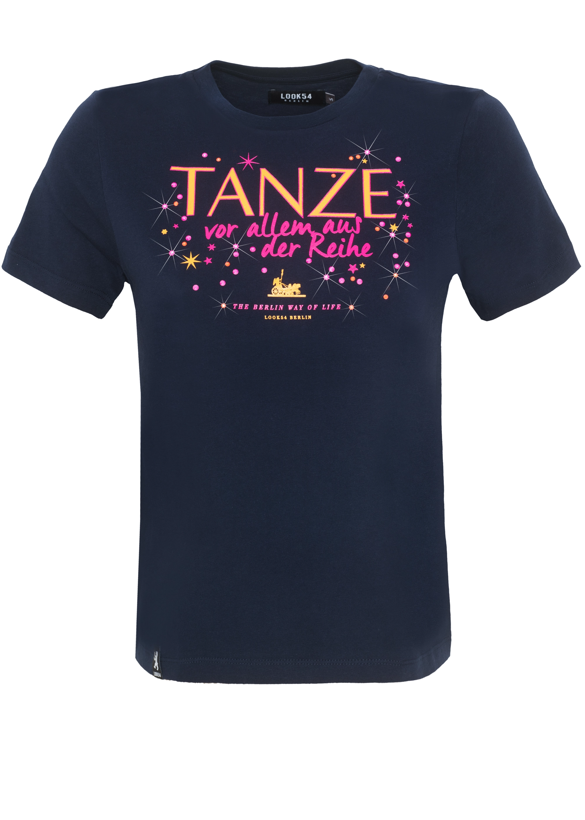 Tanze vor allem aus der Reihe Shirt